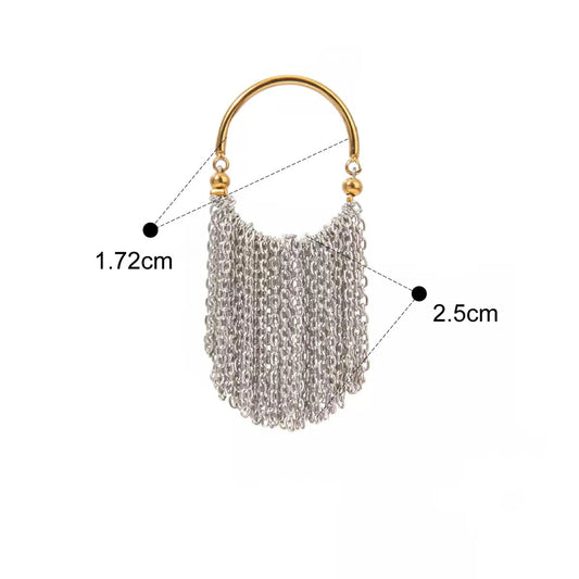 Dancing Chains Statement Ring